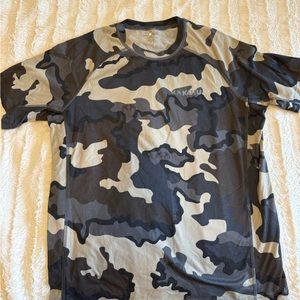 KUIU Men's Camouflage Shirt - Black and Tan size M short sleeve
